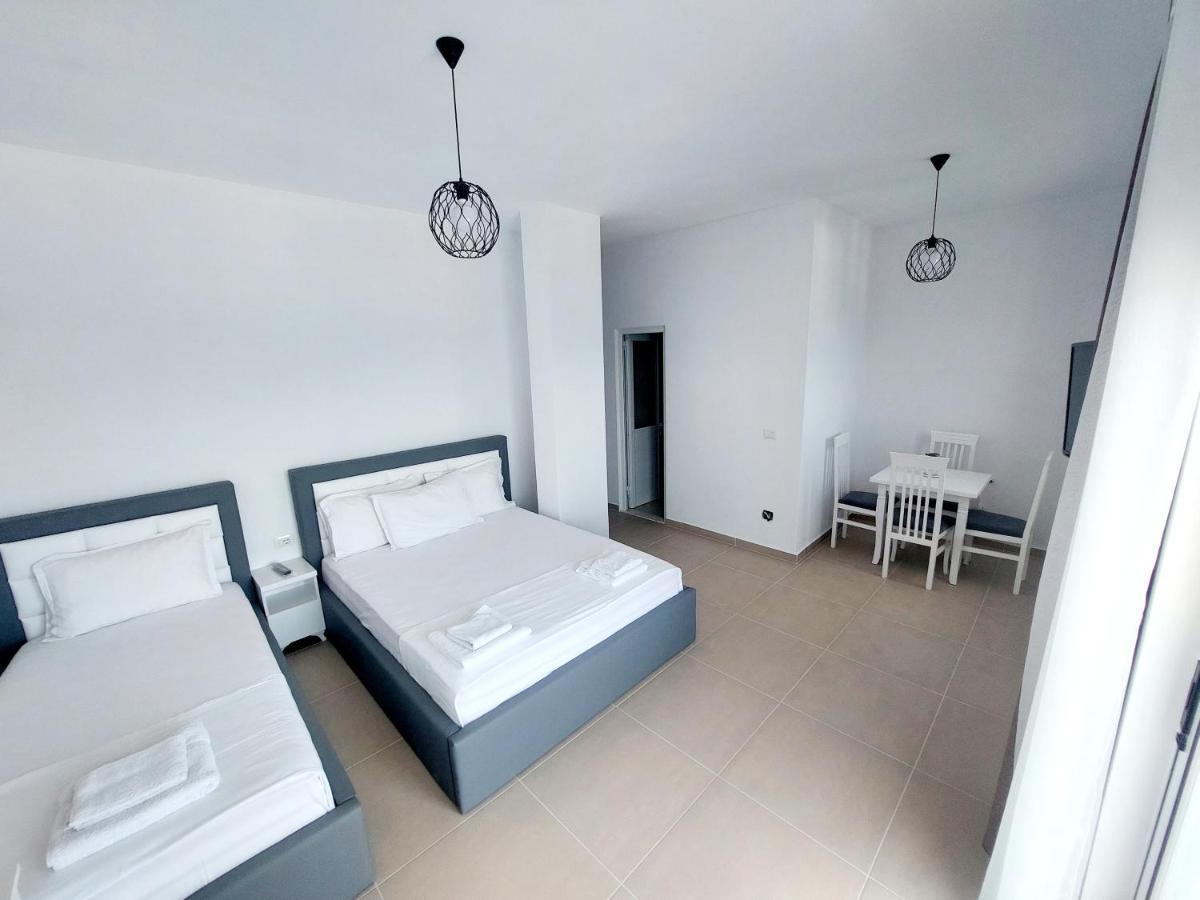 Appartement Makla à Saranda Extérieur photo
